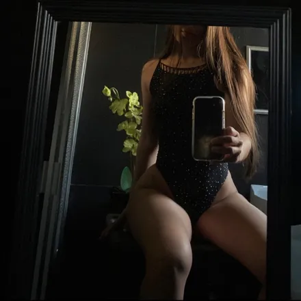 OnlyFans cuenta soooofa header 2