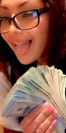 OnlyFans cuenta kweenvee69 header 2
