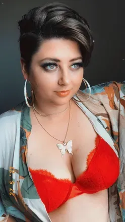 OnlyFans cuenta ivykai avatar 1