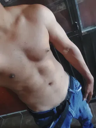 OnlyFans cuenta axelvilla avatar 1
