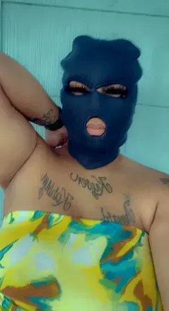 OnlyFans account  yellacreoleguh header 2