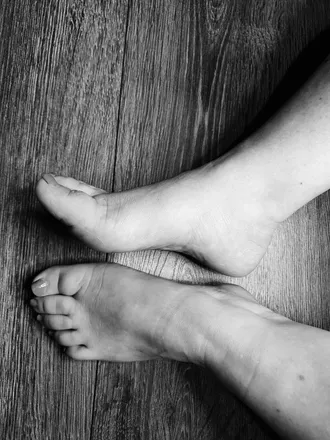 OnlyFans cuenta tinytoes-uk3 header 2
