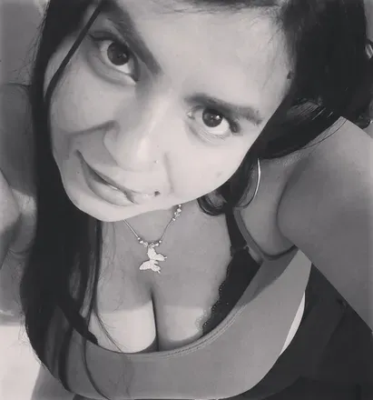 OnlyFans account  chelow avatar 1