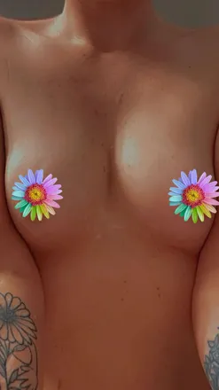 OnlyFans cuenta boombasticmami header 2