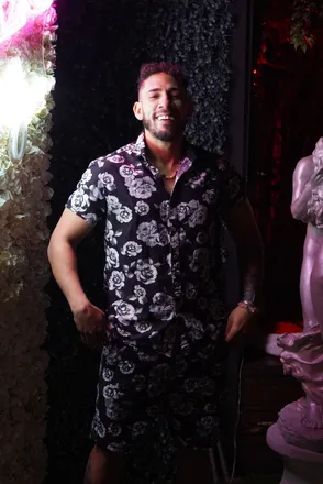OnlyFans cuenta xpumeta header 2