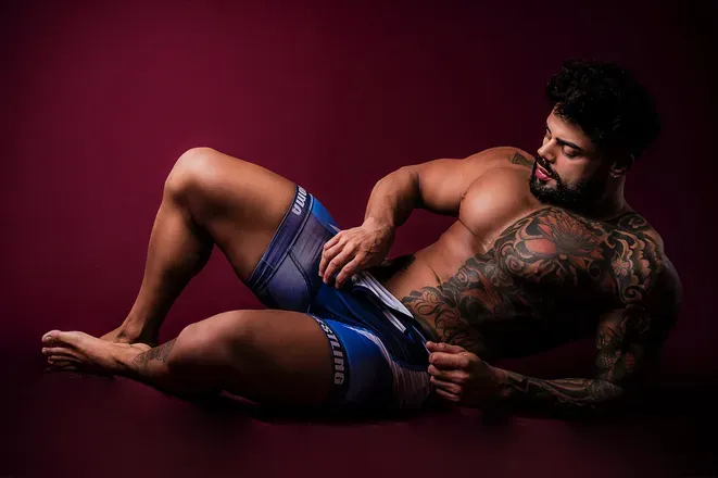 OnlyFans cuenta pietrohoffmann1 header 2
