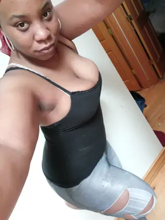 OnlyFans cuenta queen_bee90 avatar 1