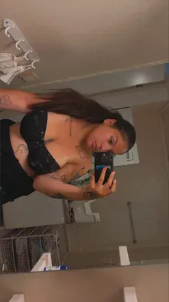 OnlyFans account  patronalicia header 2