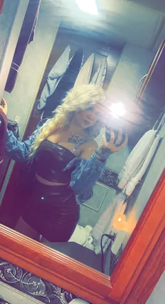 OnlyFans account  little.mama header 2