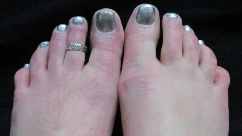 OnlyFans cuenta redlighteningfoot header 2