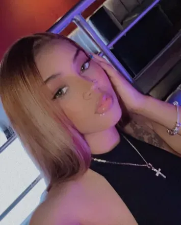 OnlyFans cuenta babyitsredd header 2