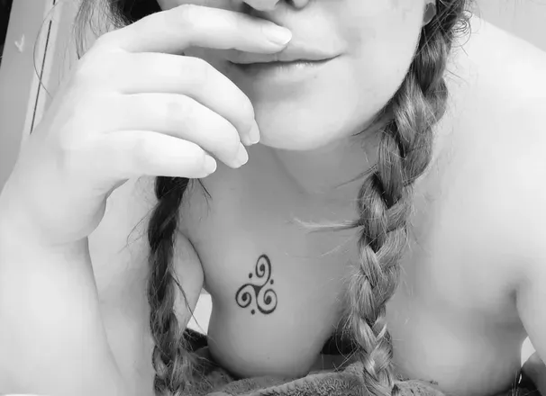 OnlyFans account  juniper-berrix avatar 1