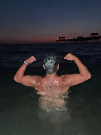 OnlyFans cuenta leonc18 header 2