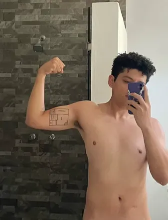 OnlyFans cuenta ivan.momokunn avatar 1