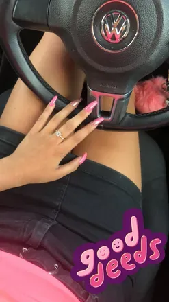 OnlyFans cuenta petiteprincess header 2