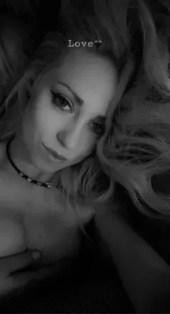 OnlyFans cuenta nova_marie333 avatar 1