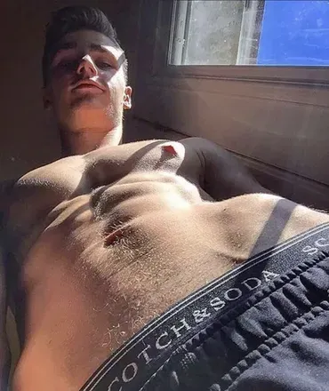 OnlyFans cuenta bromenu avatar 1