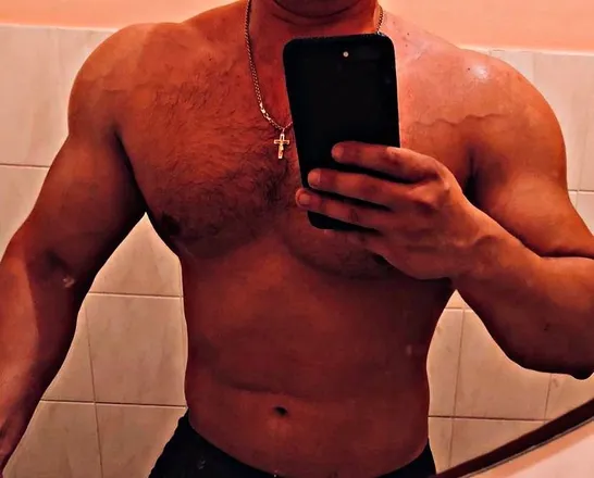 OnlyFans cuenta gregory18q header 2