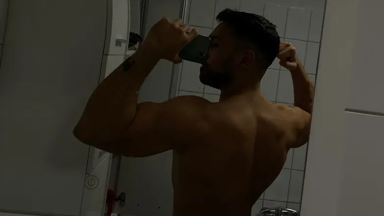OnlyFans cuenta ozvvn header 1