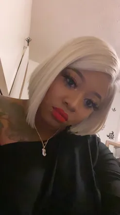 OnlyFans cuenta sunkissedpeaches26 header 2