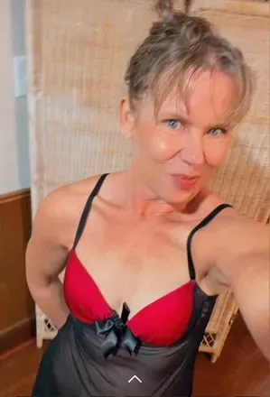 OnlyFans account  carleighcougar123 avatar 1