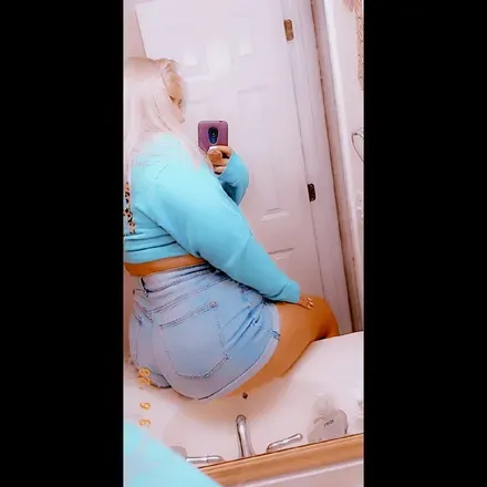 OnlyFans cuenta emmalu45 avatar 1