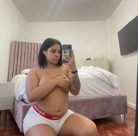 OnlyFans cuenta treesmokergurl07 header 2