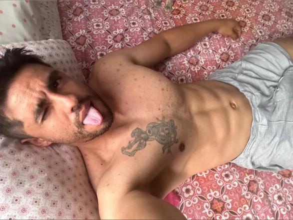 OnlyFans cuenta gatoluxuria header 2