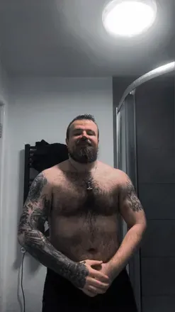 OnlyFans cuenta tattooedhunk avatar 1