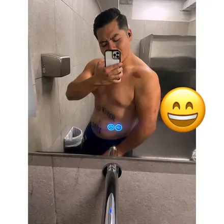 OnlyFans account  crisventura98 avatar 1