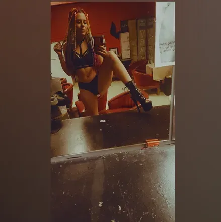 OnlyFans cuenta kinkydesertrose_ avatar 1