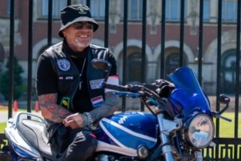 OnlyFans cuenta ride_to_live header 2