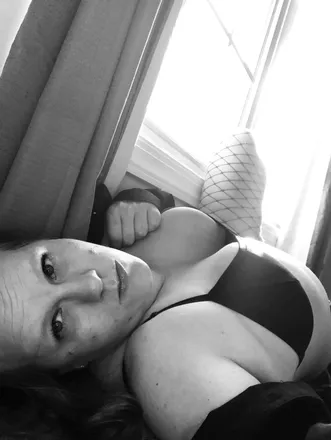 OnlyFans cuenta savannah_lace header 2