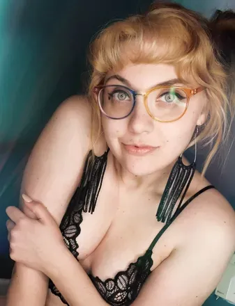 OnlyFans cuenta milkydesserts avatar 1