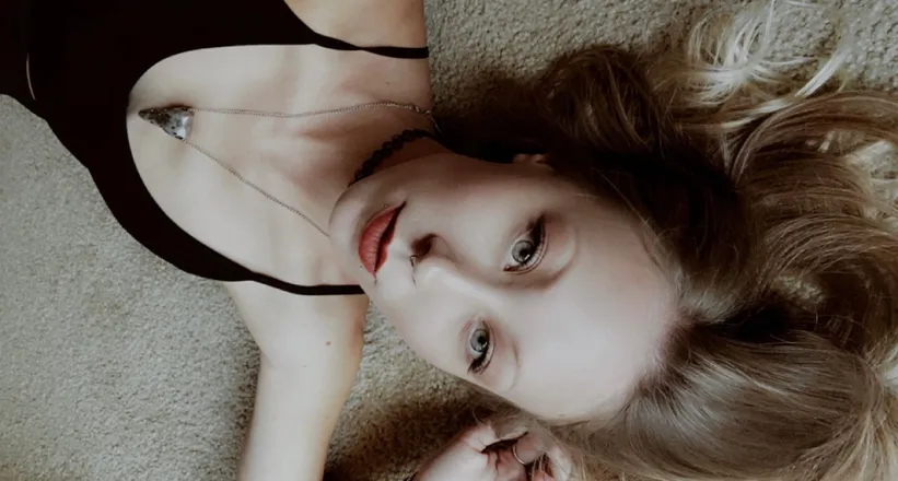 OnlyFans cuenta n.love69 header 2