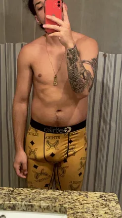 OnlyFans account  shineboy4 header 2