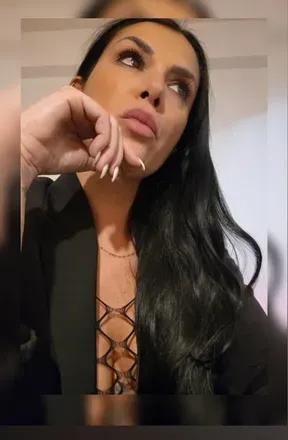 OnlyFans account  la_ge avatar 1