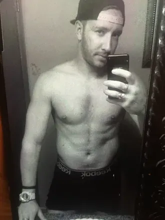 OnlyFans cuenta luckydicky93 avatar 1