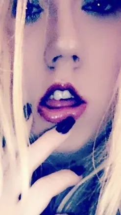 OnlyFans cuenta teelamonroe313 header 2