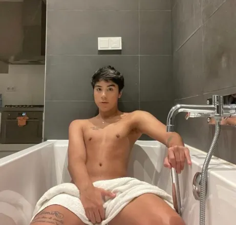 OnlyFans cuenta valentinoferrari01 header 2