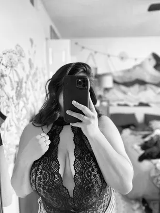 OnlyFans cuenta naughtyy_bi_nature avatar 1