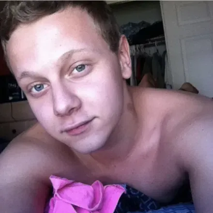 OnlyFans cuenta joshyxoxo header 2