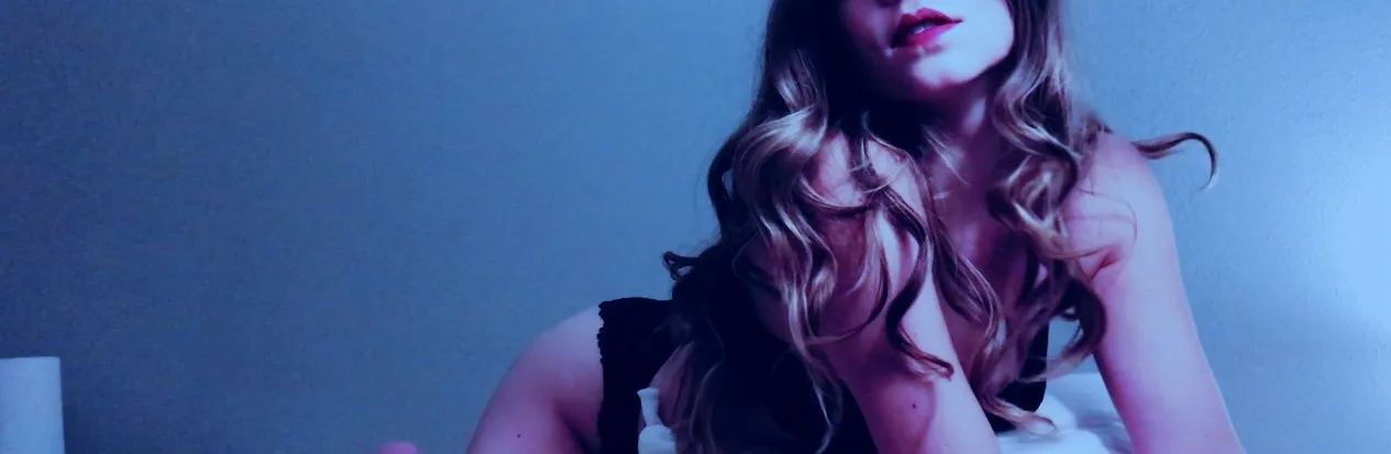 OnlyFans cuenta switchywitchx header 2