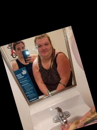 OnlyFans cuenta lesbian0499 header 2