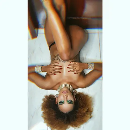 OnlyFans cuenta u218444392 header 2