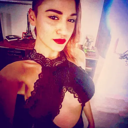 OnlyFans cuenta tipsynina97 header 2
