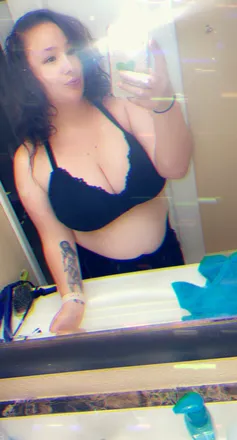 OnlyFans cuenta bigtitty420 header 2