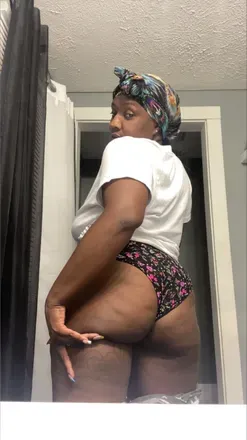 OnlyFans cuenta duhhitsmisswet7 avatar 1
