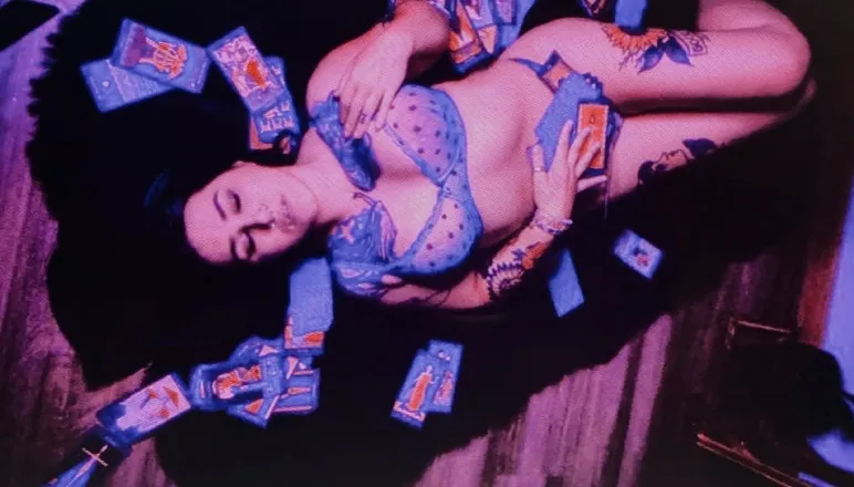 OnlyFans cuenta witchtitties header 2
