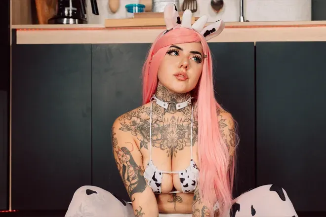 OnlyFans cuenta cyber_waifu avatar 1